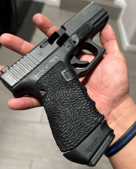 Glock 23 gen 4   Cal 9MM - Image 4