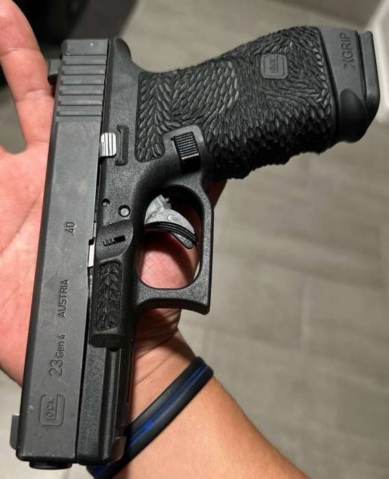 Glock 23 gen 4   Cal 9MM - Image 2